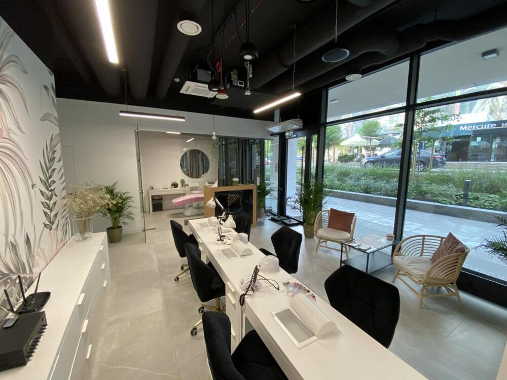 Saski Premium Unia Art & Center 